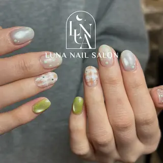 ネイル LUNA Nail salon💕のネイルデザイン