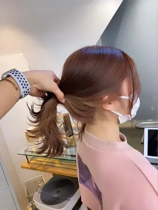セミロング カラー パーマ ヘアアレンジ メンズ キッズ ネイル マツエク・マツパ アイブロウ 暖色系/透明感 治野心のヘアスタイル