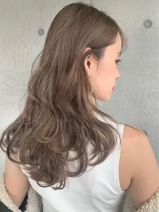 セミロング カラー ヘアアレンジ 🪞SHE池袋 Official🪞のヘアスタイル