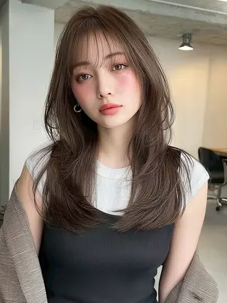 ミディアム カラー 小顔カット✨ 透明感カラー/村上のヘアスタイル