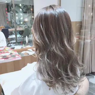 セミロング カラー ボブ/ハイトーン 福生Radix 下田のヘアスタイル