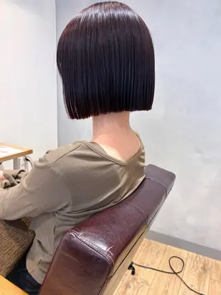 ショート カラー 地毛風ストレート ミニボブ🌷江梨🍎のヘアスタイル