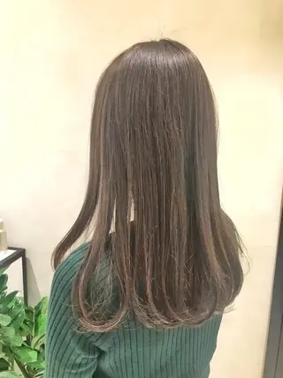 ロング カラー 予約 停止のヘアスタイル