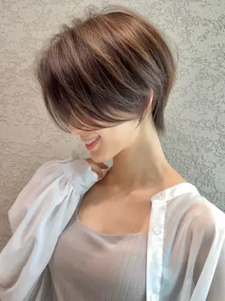 ショート カラー 縮毛矯正✨🫧 レイヤー川村利幸のヘアスタイル