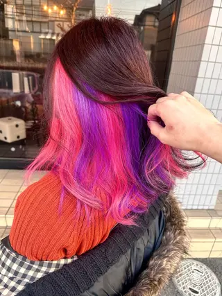 セミロング タカツド ユウキのヘアスタイル