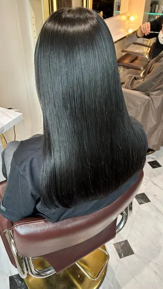 セミロング 髪質改善サロン🫧 戎谷栞菜のヘアスタイル