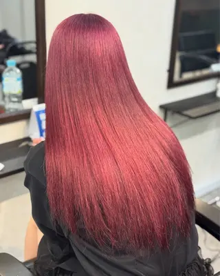 ロング カラー ショーヤ/ブリーチ /エクステのヘアスタイル