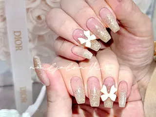 ネイル ✨Nailsalon Vi+✨のネイルデザイン