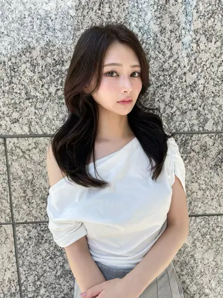 セミロング 銀座/レイヤー/ 透明感カラー✨りくのヘアスタイル