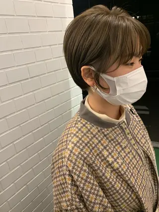 ショート yadori tomoyoのヘアスタイル