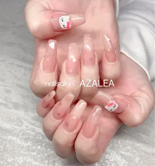 ネイル R inのネイルデザイン