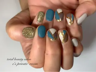ネイル LAVISH nail salonのネイルデザイン