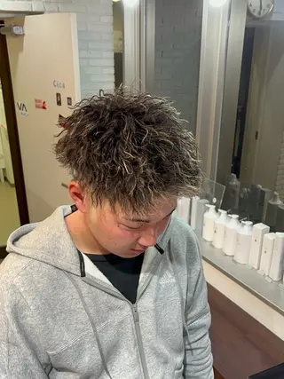 カラー パーマ メンズ Hazu 【パーマ特化美容師】のヘアスタイル