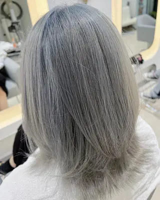 ミディアム カラー パーマ ヘアアレンジ 堀井 凌平のヘアスタイル
