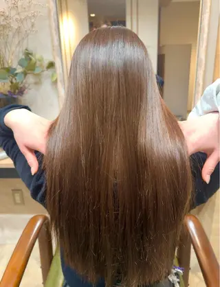 セミロング NICCOLO室見 Erinaのヘアスタイル