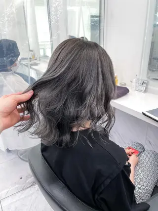 ミディアム カラー ヘアアレンジ 透明感×韓流ハイ トーン🫧RYUTAのヘアスタイル