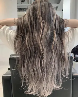 ロング カラー ヘアアレンジ 阿部 圭悟のヘアスタイル