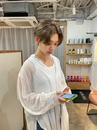 ショート カラー 高田 翔平のヘアスタイル