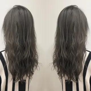 セミロング カラー ブリーチ特化 梅田本多翔のヘアスタイル