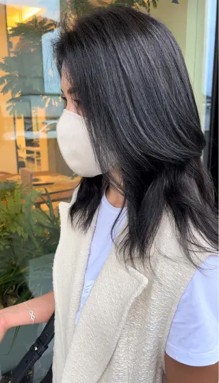 ミディアム カラー 手塚 亮汰のヘアスタイル