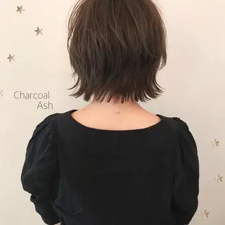 ミディアム カラー 市川 千夏のヘアスタイル