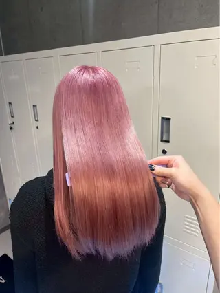 ロング カラー 🌈推し活ハイトーン 💫荒川結星のヘアスタイル