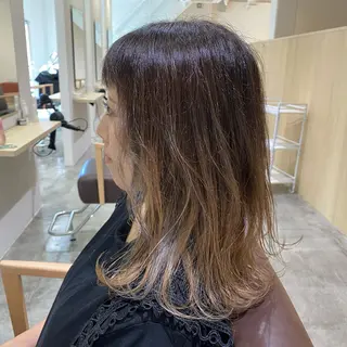セミロング カラー 酸性ストレート/ブリ ーチなしWカラー河本のヘアスタイル