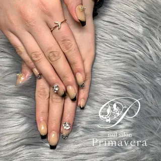 ネイル Primavera 新横浜🤍美フォルムのネイルデザイン