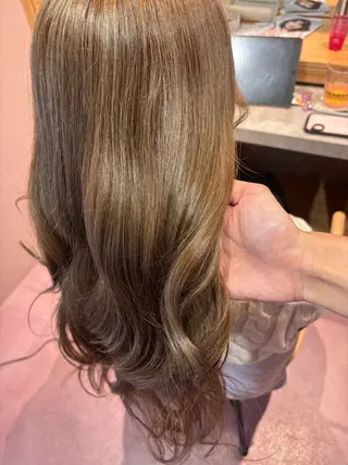 ロング カラー belta🌿 岡村優🌷のヘアスタイル