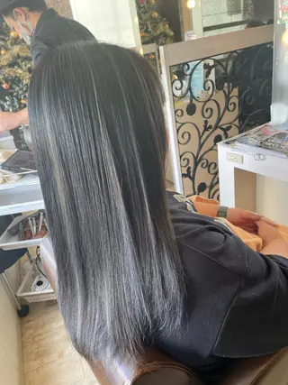 セミロング カラー 東恩納 誠のヘアスタイル