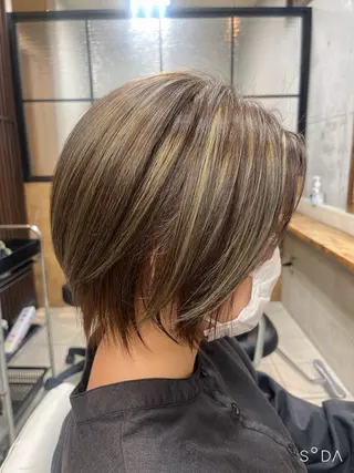 ショート カラー たなか なおのヘアスタイル