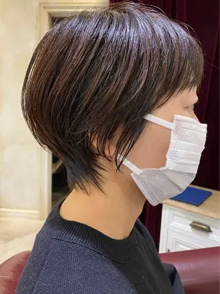ショート comeghead 琴音のヘアスタイル