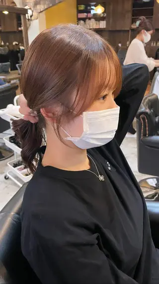 セミロング 顔周り/暗髪カラー 艶カラー/アベマホのヘアスタイル