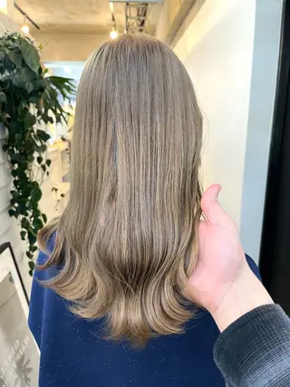 ミディアム カラー ブリーチ有無Wカラー メンズパーマ大成のヘアスタイル