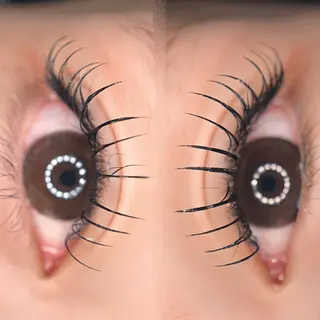 マツエク・マツパ Eyelash Salon 4Uのマツエク・マツパデザイン