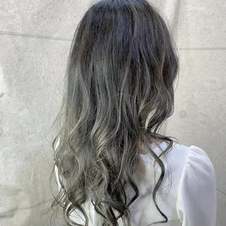 ロング 長濱 俊のヘアスタイル