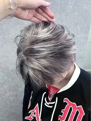 ショート カマタ ハルキのヘアスタイル