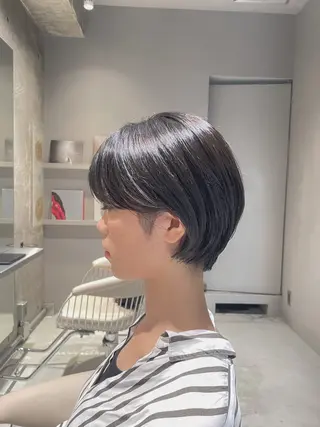 ショート カラー 艶髪🌿🫧 yukakoのヘアスタイル