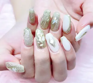 ネイル MoonNail ユリ🌸のネイルデザイン