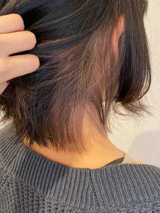 ミディアム カラー 宮内 真乃のヘアスタイル