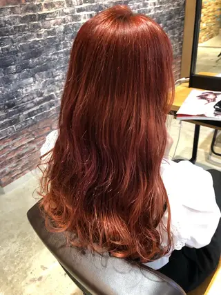 ロング カラー 小島 侑衣のヘアスタイル