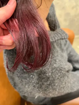 カラー 西川 舞彩のヘアスタイル