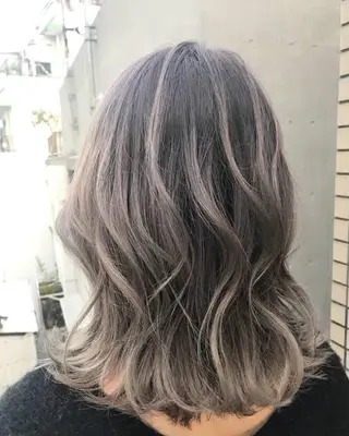 カラー 縮毛矯正メンズパーマ 髪質改善特化のヘアスタイル