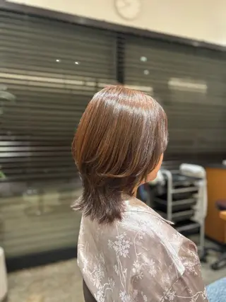 ミディアム 坂上 広樹のヘアスタイル