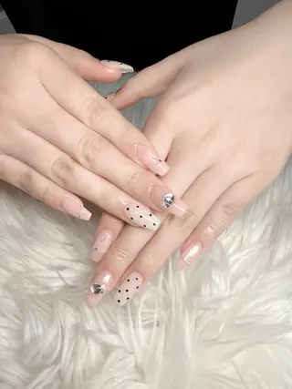 ネイル &ME Momoのネイルデザイン