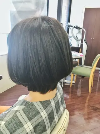 ショート カラー 長内 大明のヘアスタイル