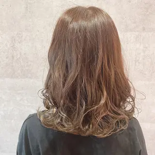 セミロング 山口 明日花のヘアスタイル