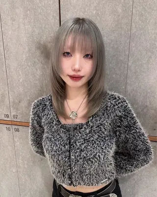 カラー YUI.⋆𝜗𝜚 /レイヤー/ボブのヘアスタイル