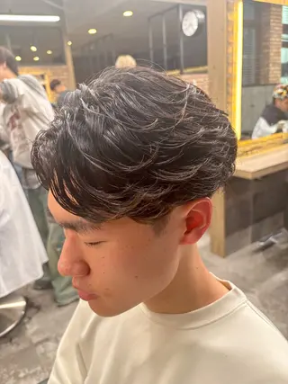 メンズ 🪽直毛男子の救世主 🪽フェザーパーマのヘアスタイル