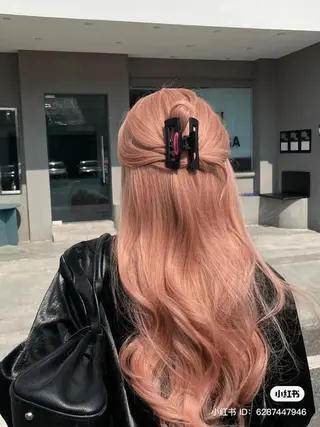 ナナ♡レイヤーカット ♡似合わせカラーのヘアスタイル